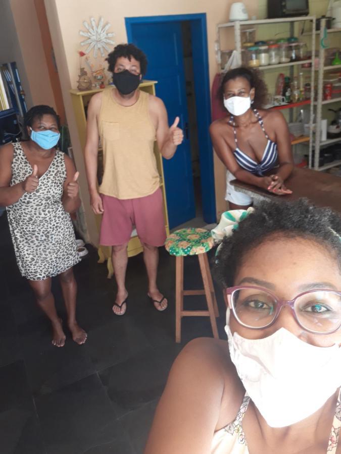 Perto Do Aeroporto De Salvador - Dona Pitanga Hostel Lauro de Freitas Exteriör bild