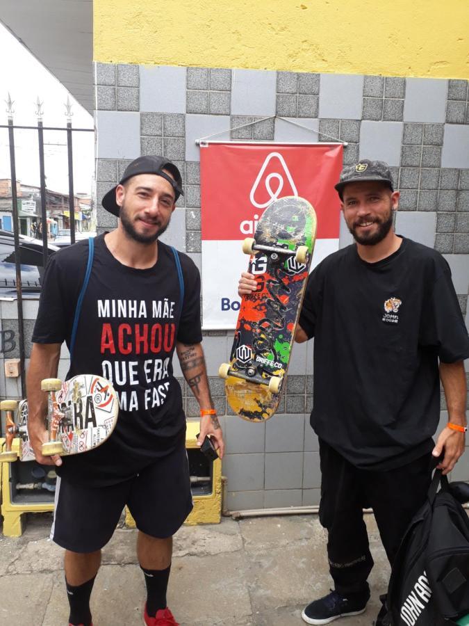 Perto Do Aeroporto De Salvador - Dona Pitanga Hostel Lauro de Freitas Exteriör bild