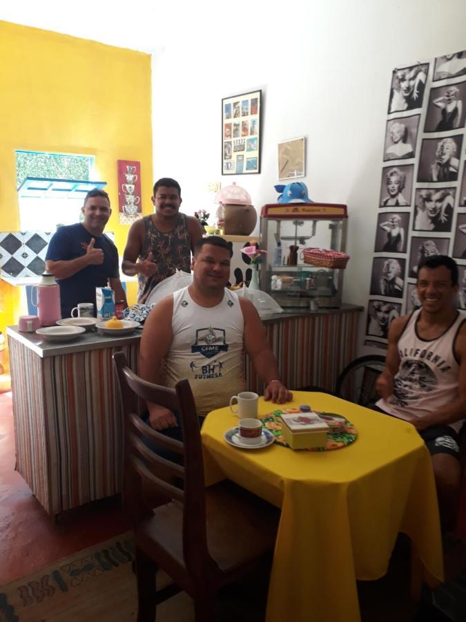 Perto Do Aeroporto De Salvador - Dona Pitanga Hostel Lauro de Freitas Exteriör bild