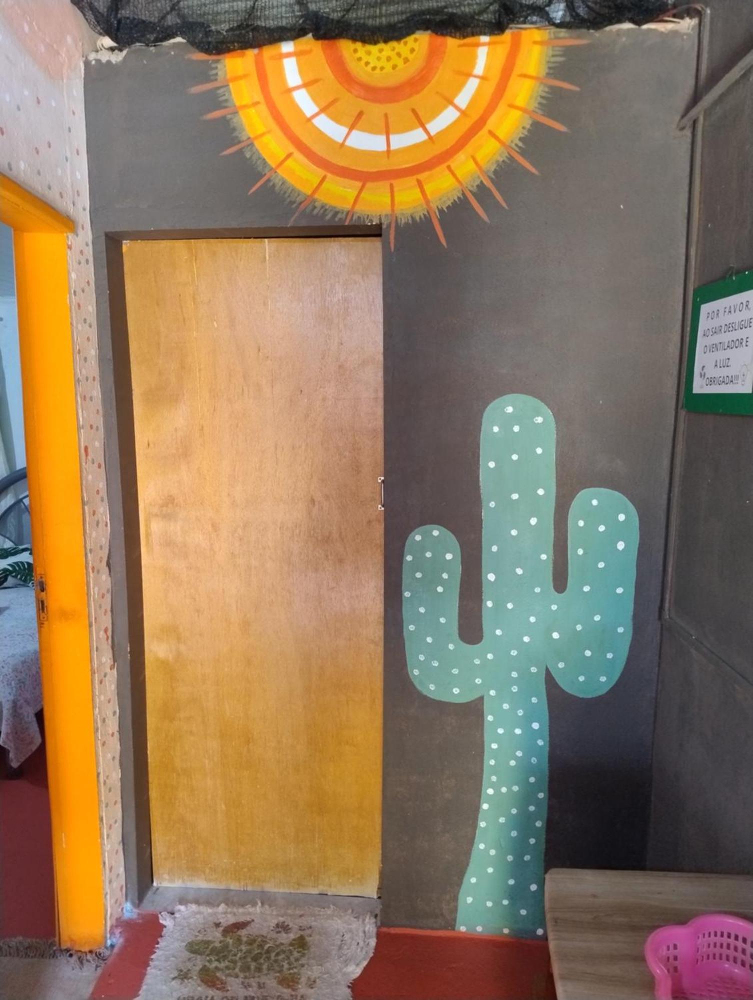Perto Do Aeroporto De Salvador - Dona Pitanga Hostel Lauro de Freitas Exteriör bild