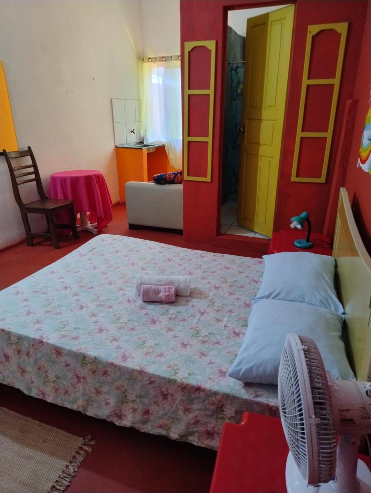 Perto Do Aeroporto De Salvador - Dona Pitanga Hostel Lauro de Freitas Exteriör bild